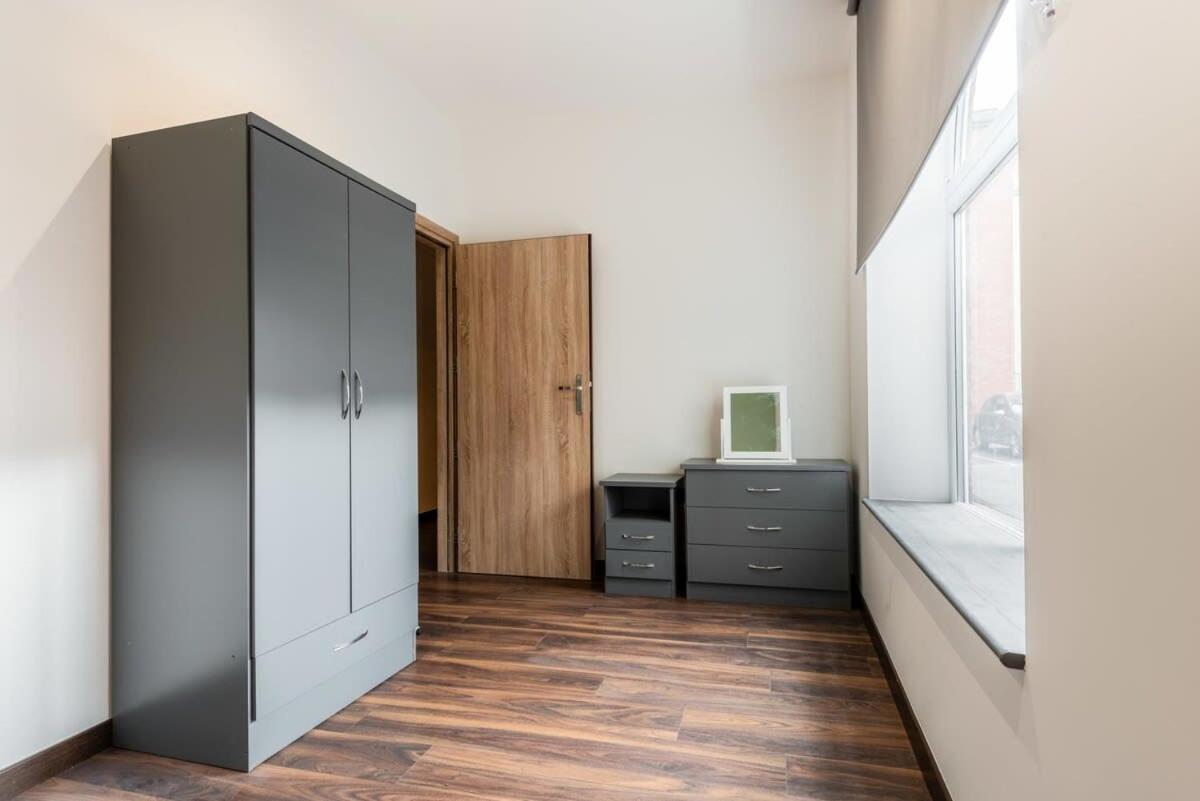 קינגסטון אפון הול Characterful 2 Bed Apartment With Parking In Hull מראה חיצוני תמונה