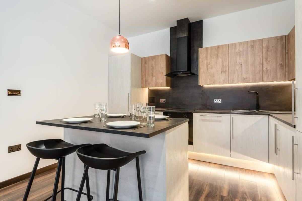 קינגסטון אפון הול Characterful 2 Bed Apartment With Parking In Hull מראה חיצוני תמונה